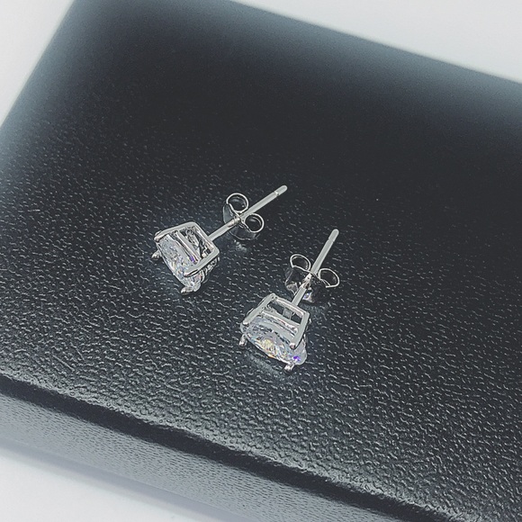 SOLD OUT - Picture 7 of 7